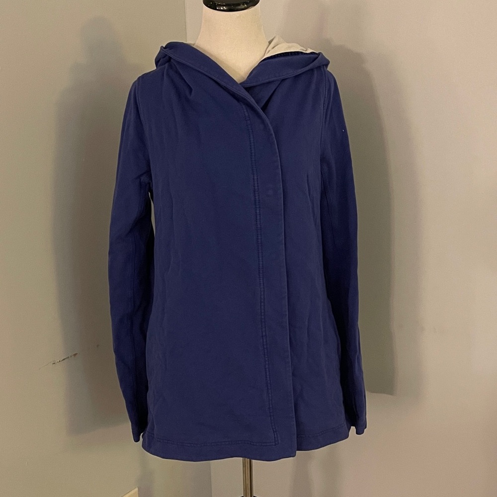 lululemon athletica Deep Blue Utility wrap Jacket size 8 womens